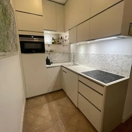 Apartment Avec Parking Paris